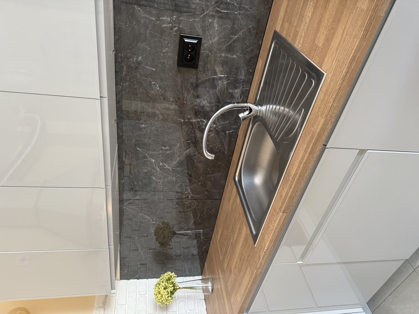 DG Finance Dawid Glanowski - 7